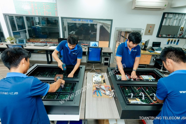 Lắp ráp Cabinet Led Qiangli