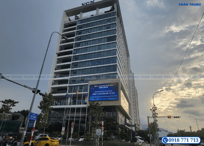 lắp đặt màn hình led sân khấu