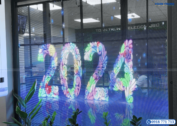 Màn hình LED trong suốt