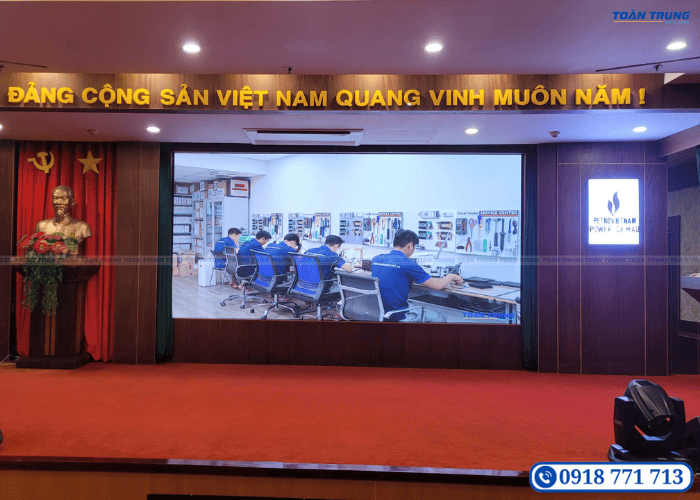 lắp đặt màn hình LED Q2 cho Công ty Dầu khí Cà Mau