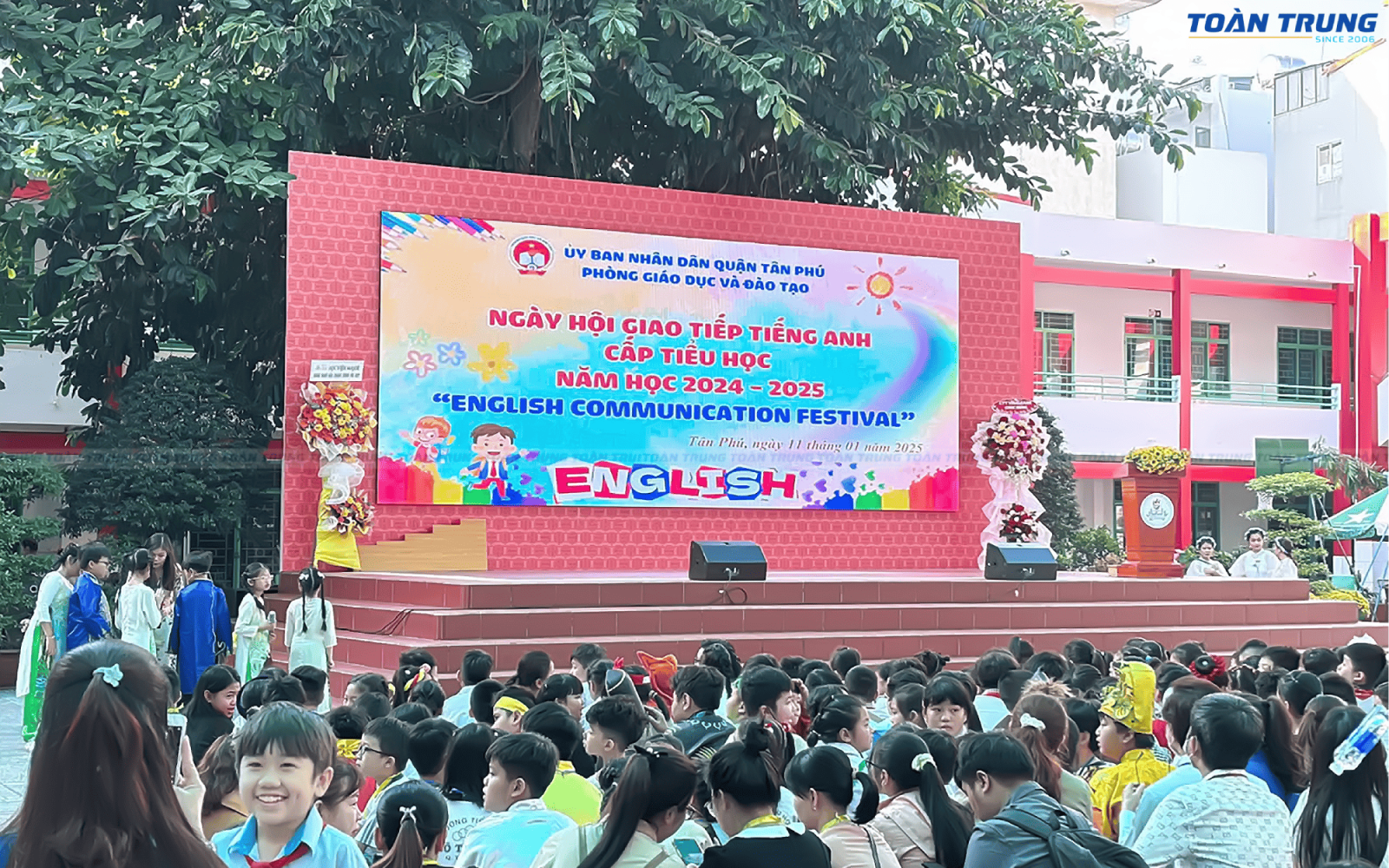 lắp đặt màn hình LED ngoài trời