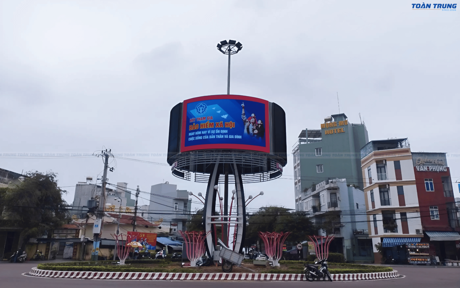 Màn hình LED quảng cáo ngoài trời 