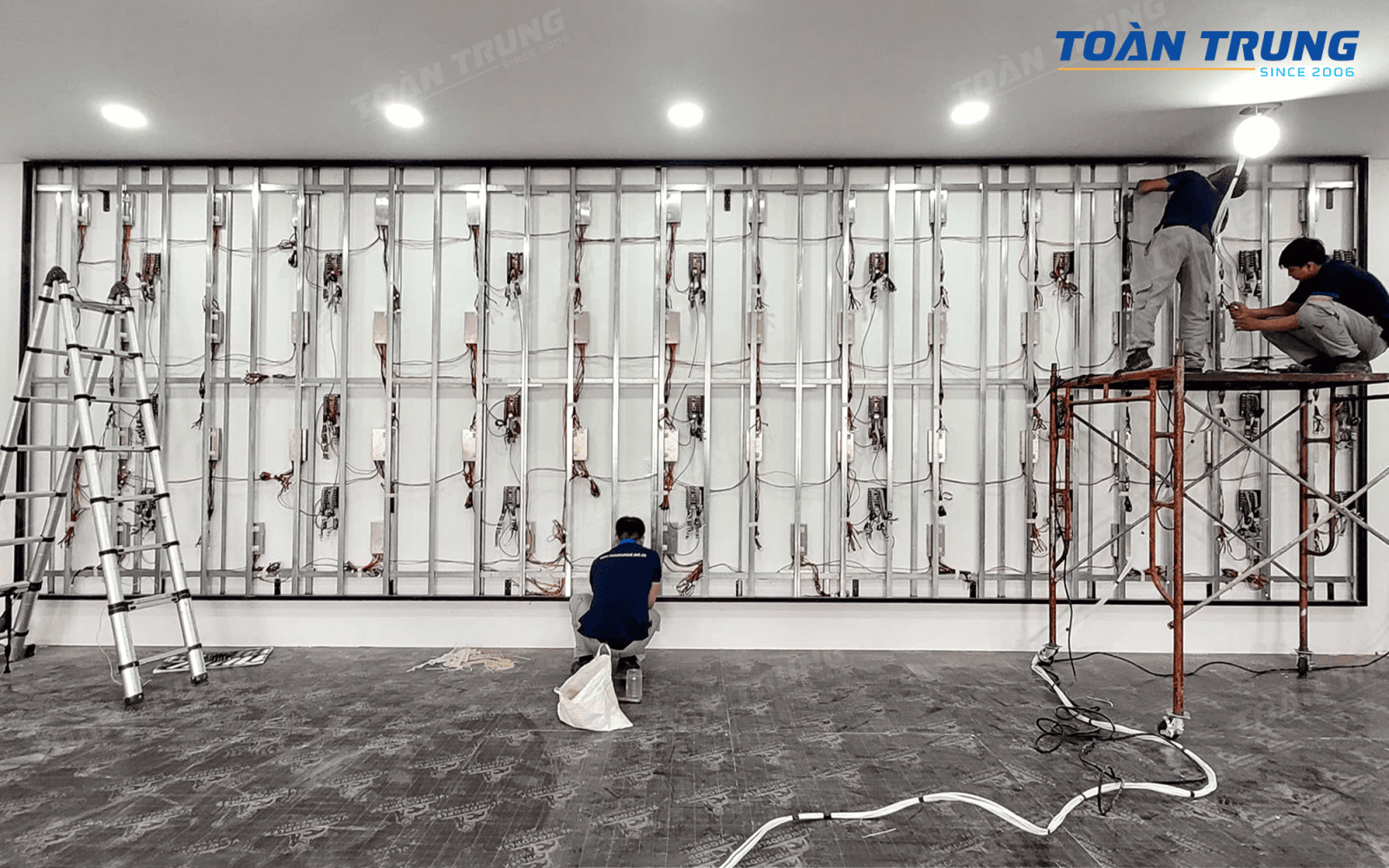 lắp đặt màn hình LED