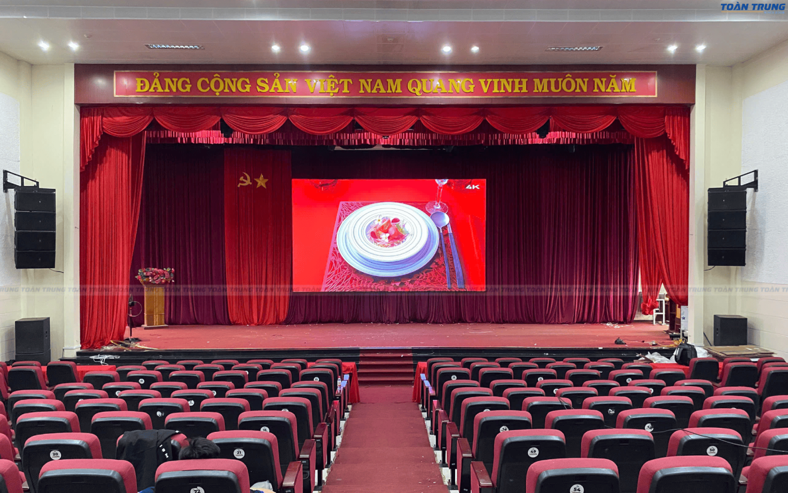 màn hình led hội trường