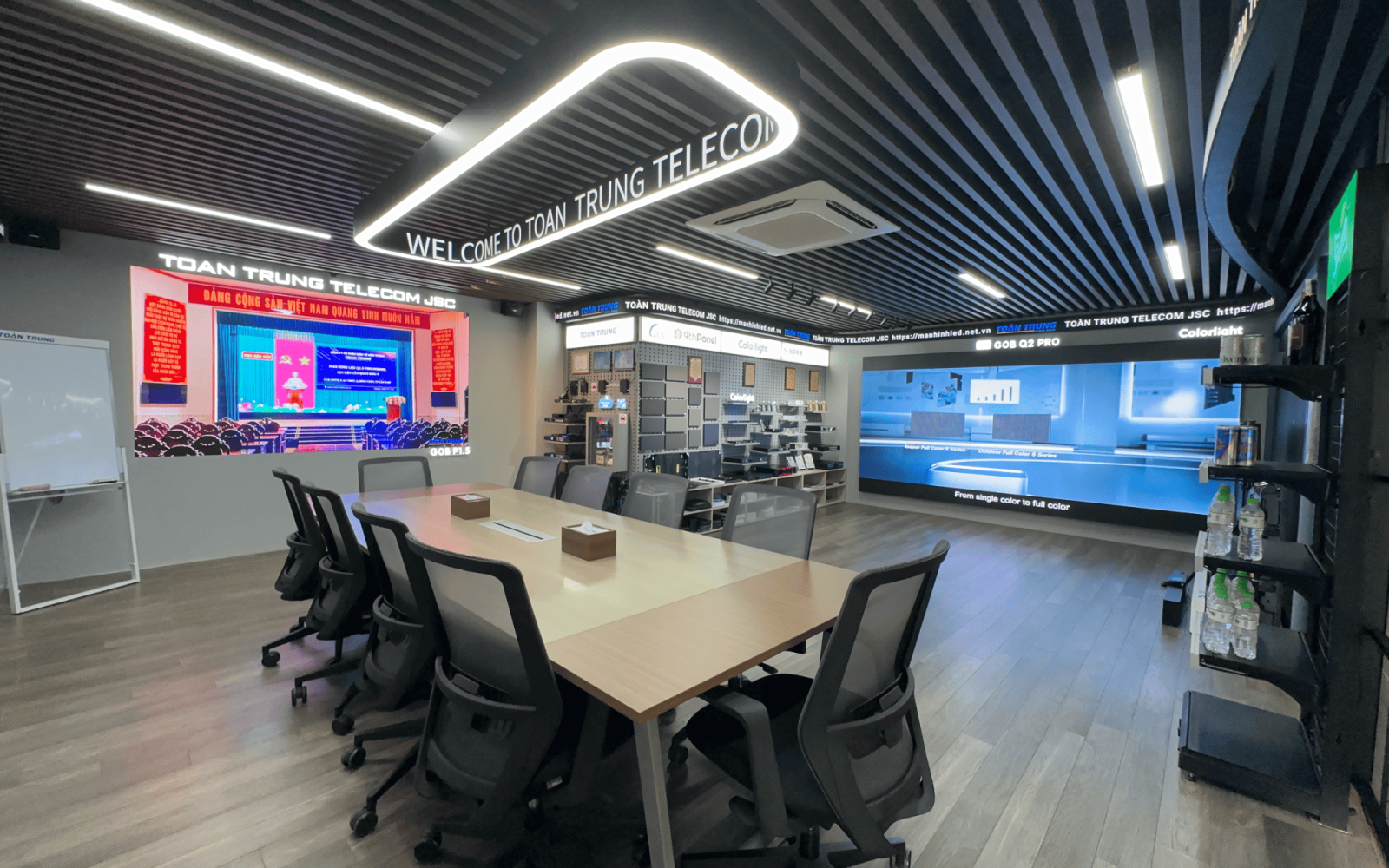 Showroom trưng bày màn hình LED