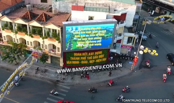 MÀN HÌNH LED P5 OUTDOOR - VÒNG XOAY NGÃ 6 BÌNH DƯƠNG