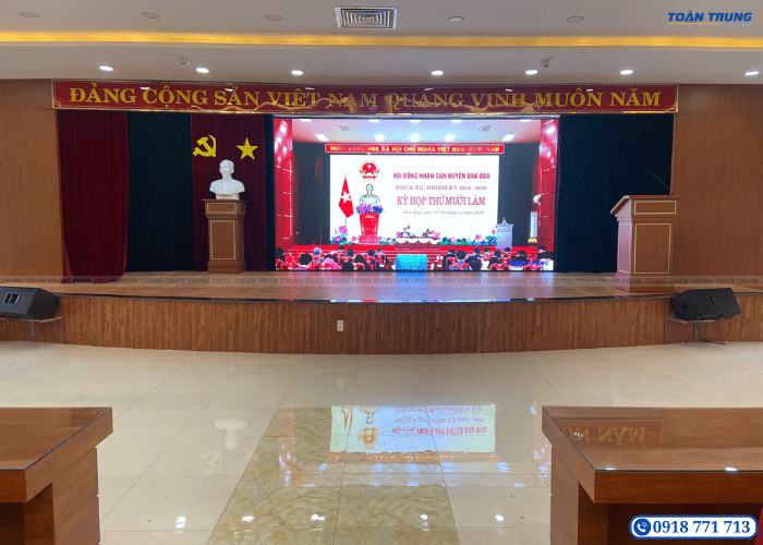 lắp đặt màn hình led Q2.5