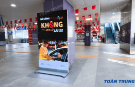 HỆ THỐNG 32 STANDEE LED GOB TẠI NHÀ GA METRO HÀ NỘI