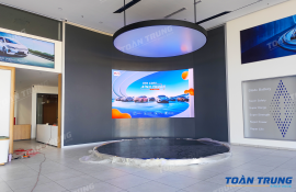 HỆ THỐNG MÀN HÌNH LED CONG TẠI SHOWROOM BYD 